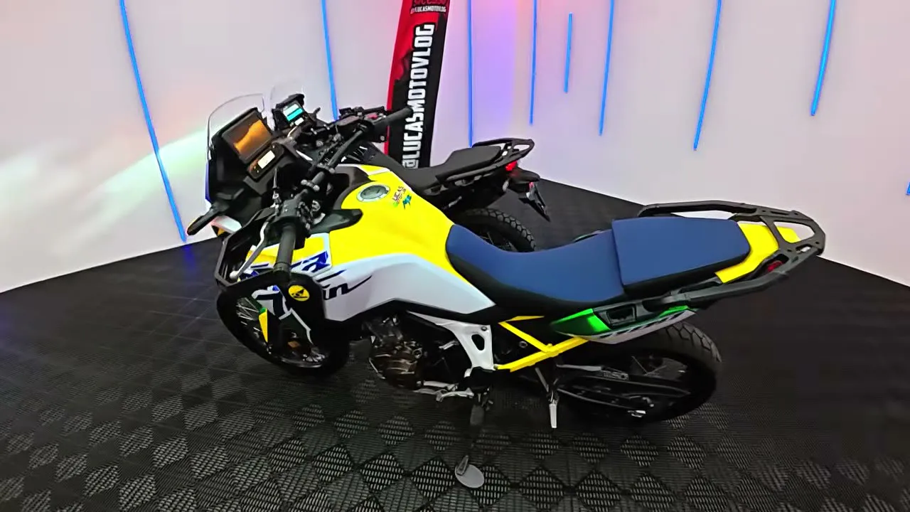 Africa Twin 1100 2023 Vs 2026 - 06