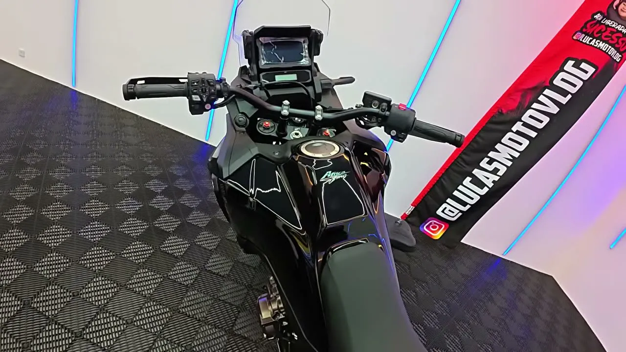 Africa Twin 1100 2023 Vs 2026 - 17