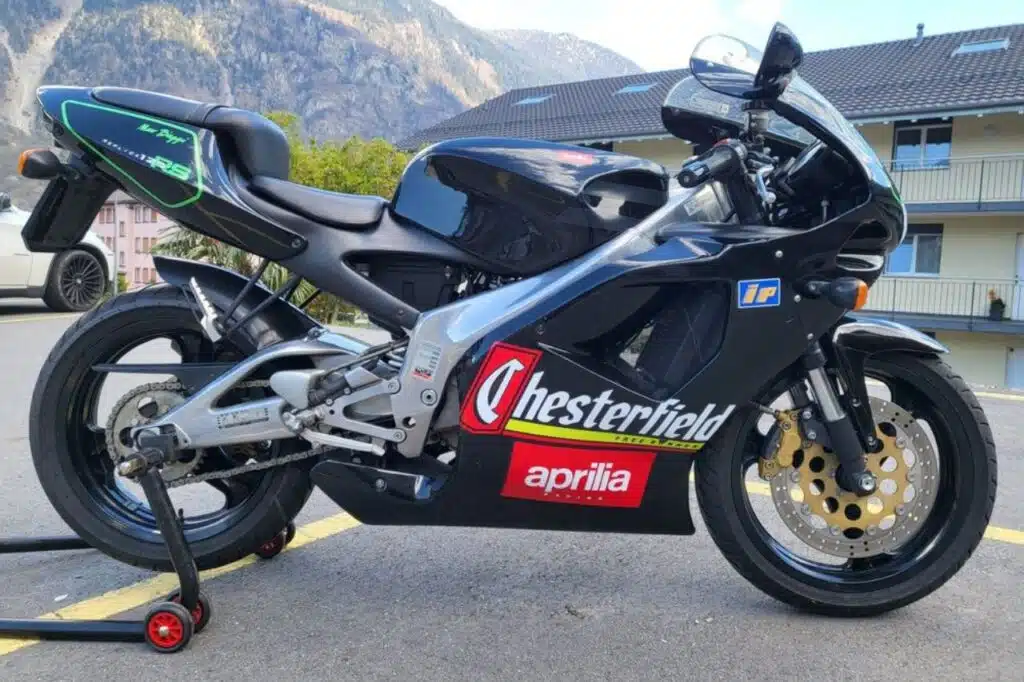 Aprilia RS 125, la légende italienne des 125 sportives par Motopedia