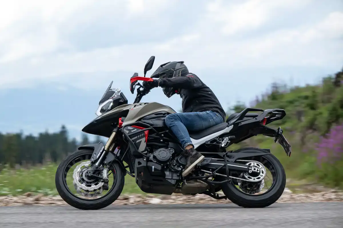 Essai Benelli TRK 902 Stradale et Explorer, la surprise venue de Chine - 08