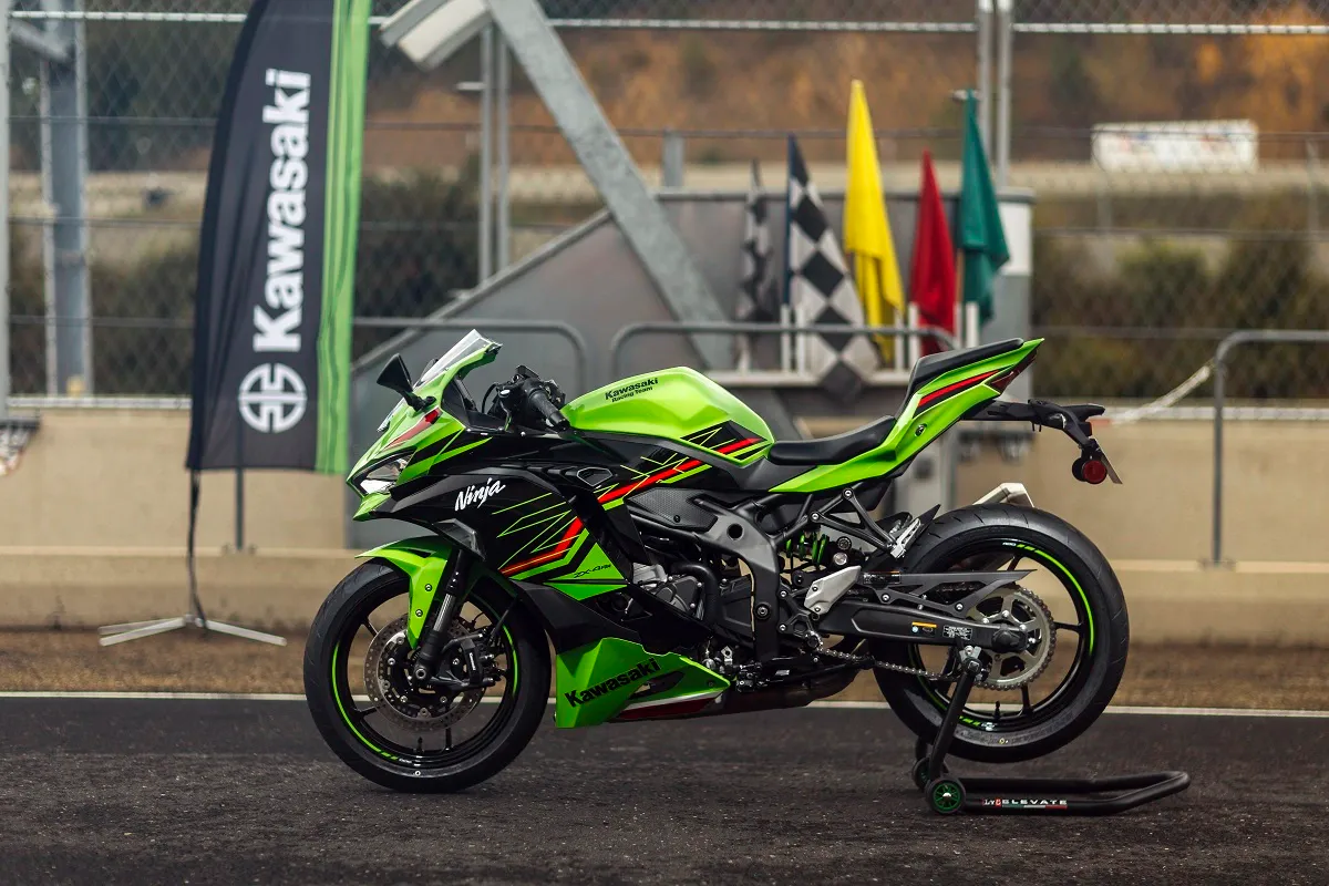 Essai Kawasaki ZX-4RR fais moi hurler… - 02