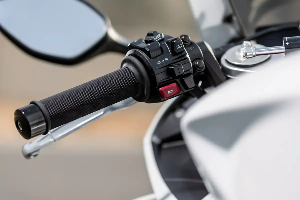 Essai Kove 450RR mini 4 pattes rugissant pour pilote bouillant - 01