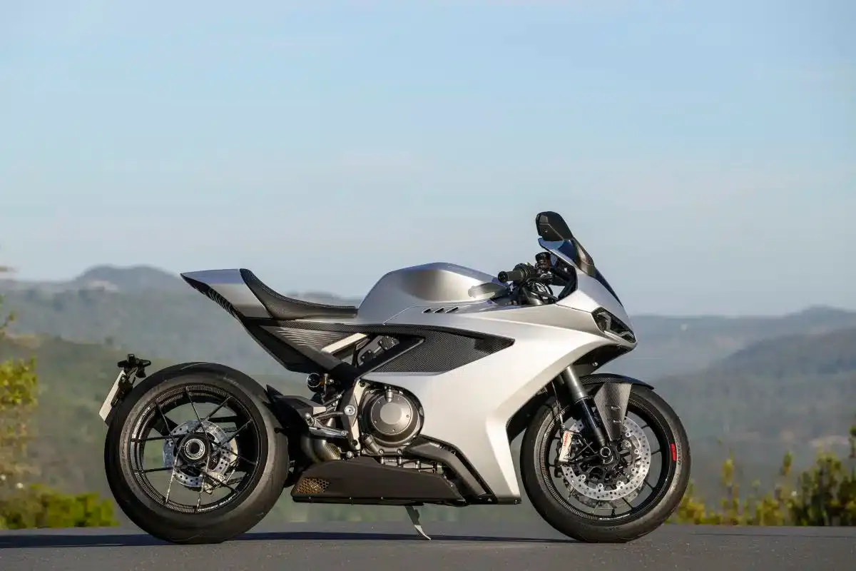 Essai Norton Manx R  100% nouvelle, 100% sensationnelle - 02