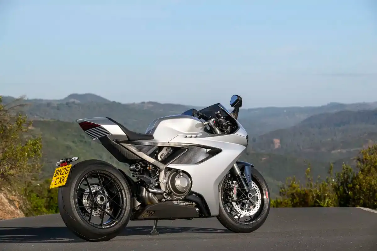 Essai Norton Manx R  100% nouvelle, 100% sensationnelle - 03