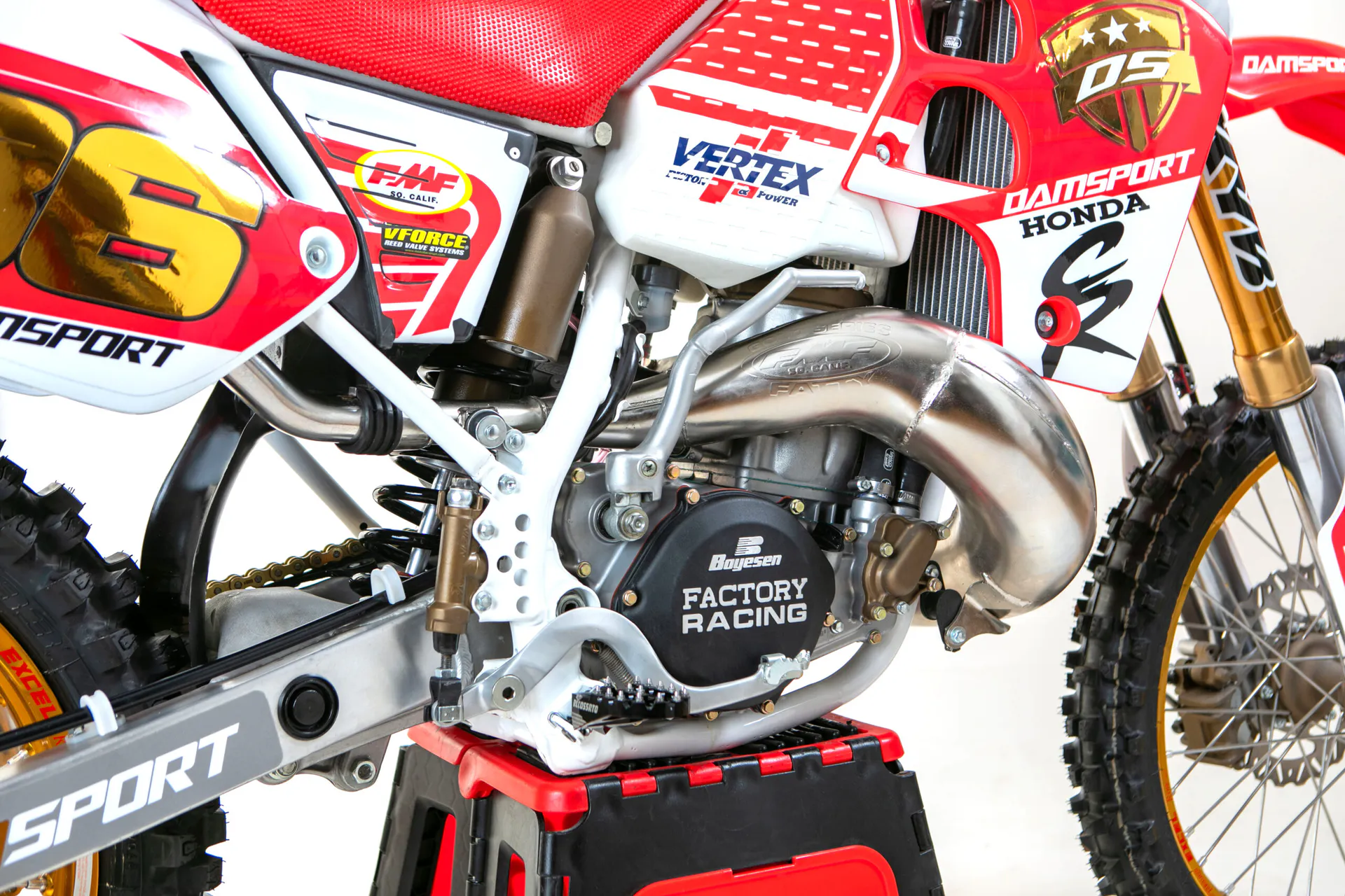Honda CR 500, restauration complète d’une légende du deux-temps - 09