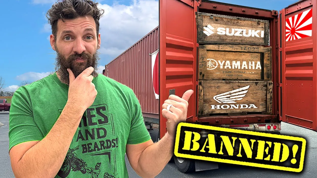 Il achète un container rempli de motos – par Bikes and Beards