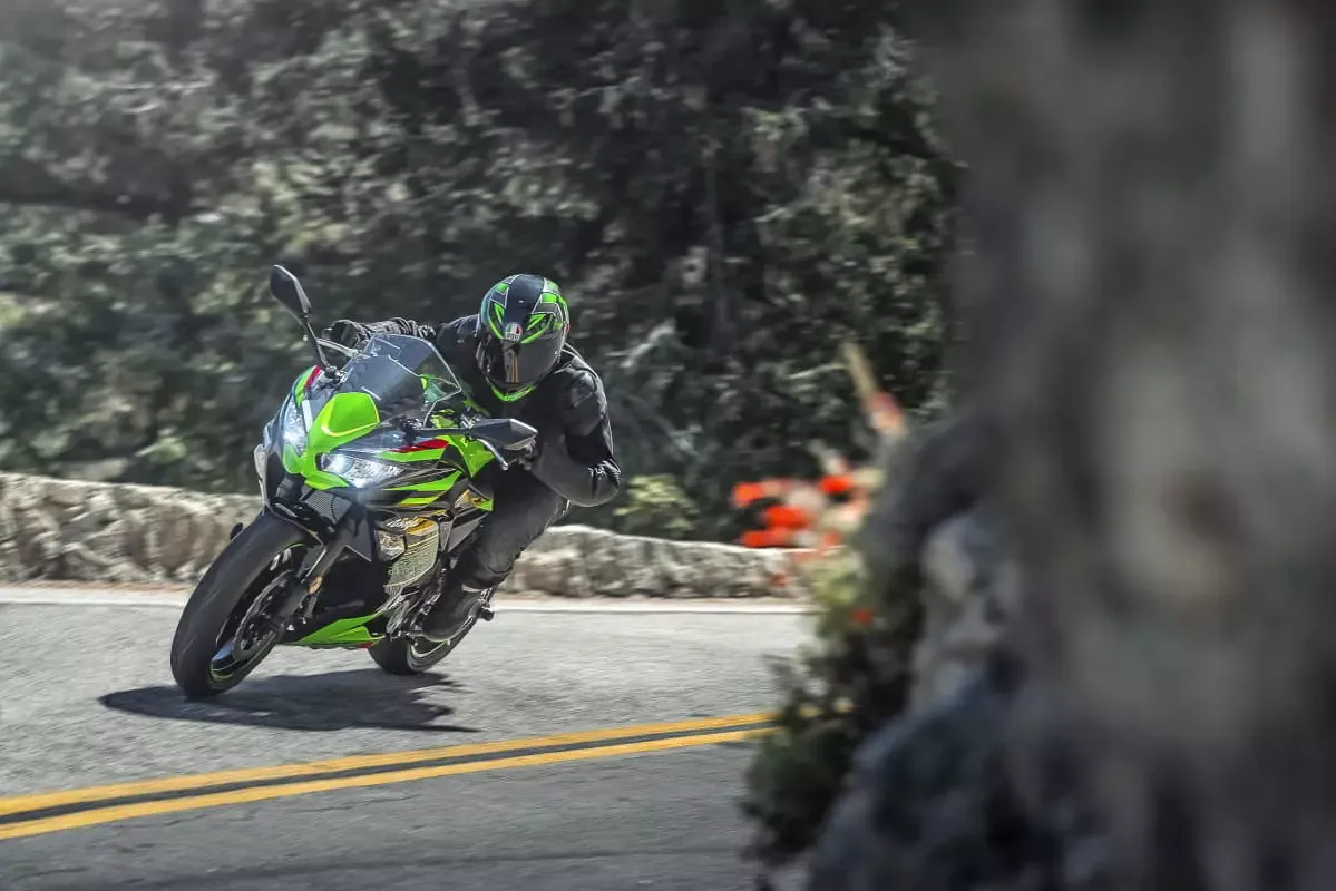 Nouveauté 2020, Kawasaki Ninja 650, retouche esthétique et technologique - 05