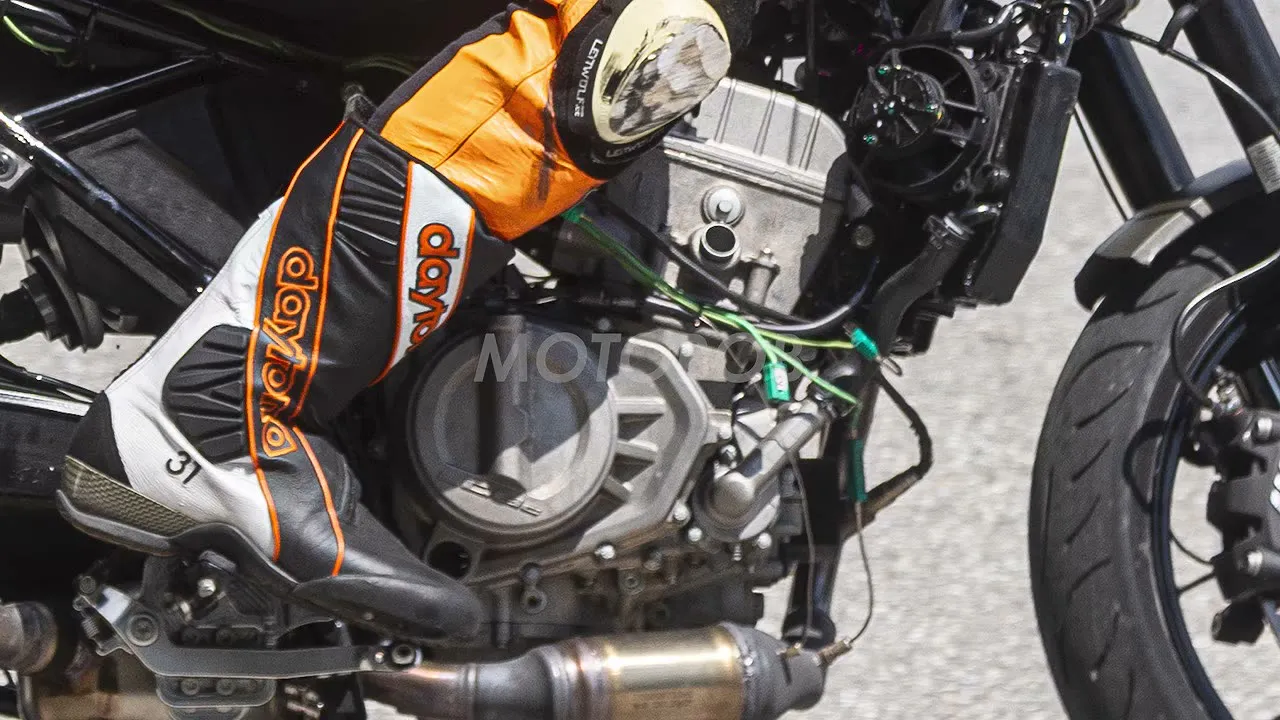 Nouveautés chez KTM, Triumph, CFMOTO, Moto Guzzi - 04