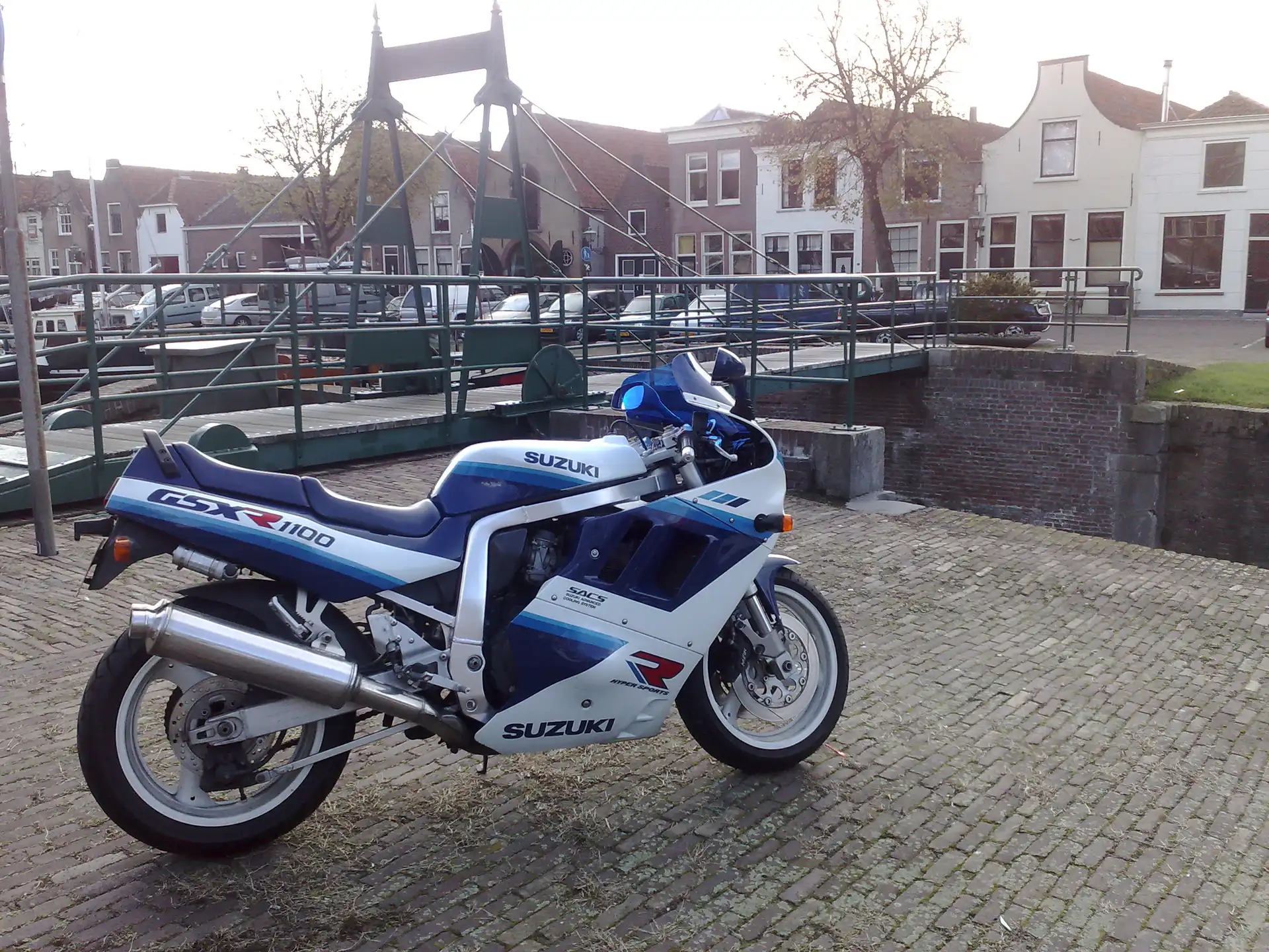 SUZUKI 750 et 1100 GSXR Air-Huile, l'ère des sportives modernes - 03