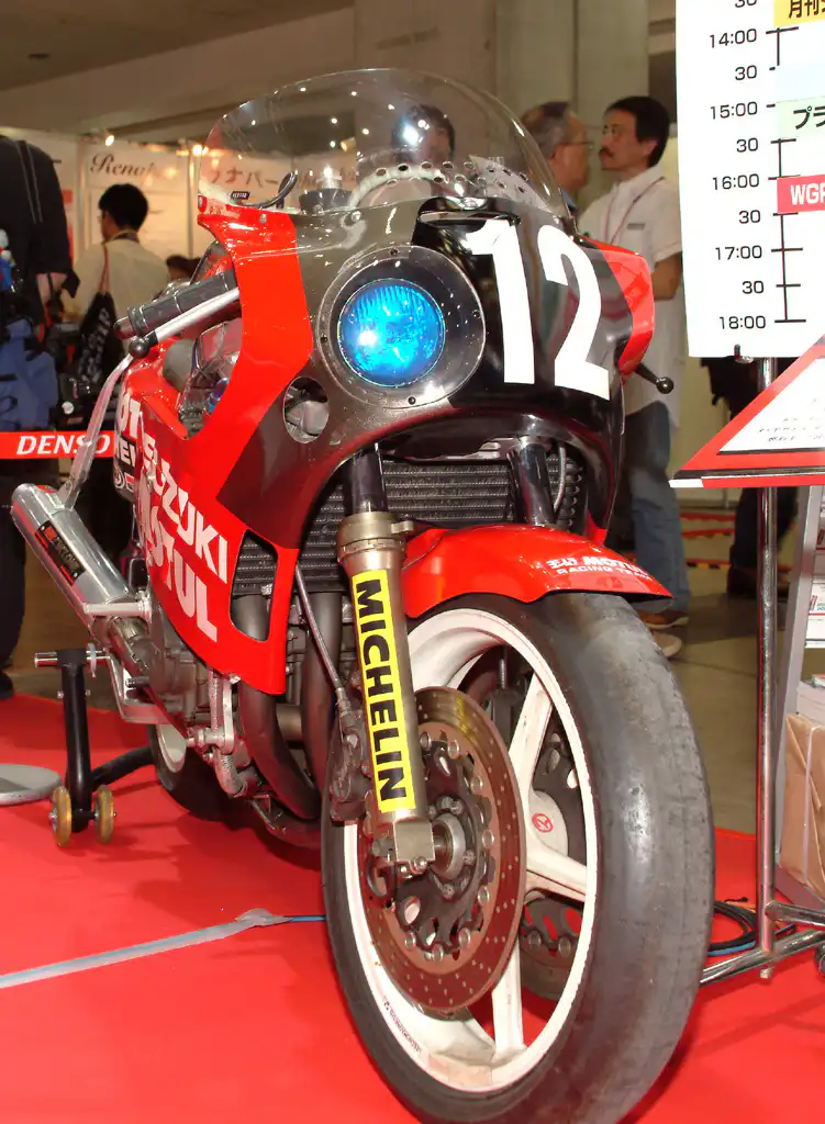 SUZUKI 750 et 1100 GSXR Air-Huile, l'ère des sportives modernes - 17