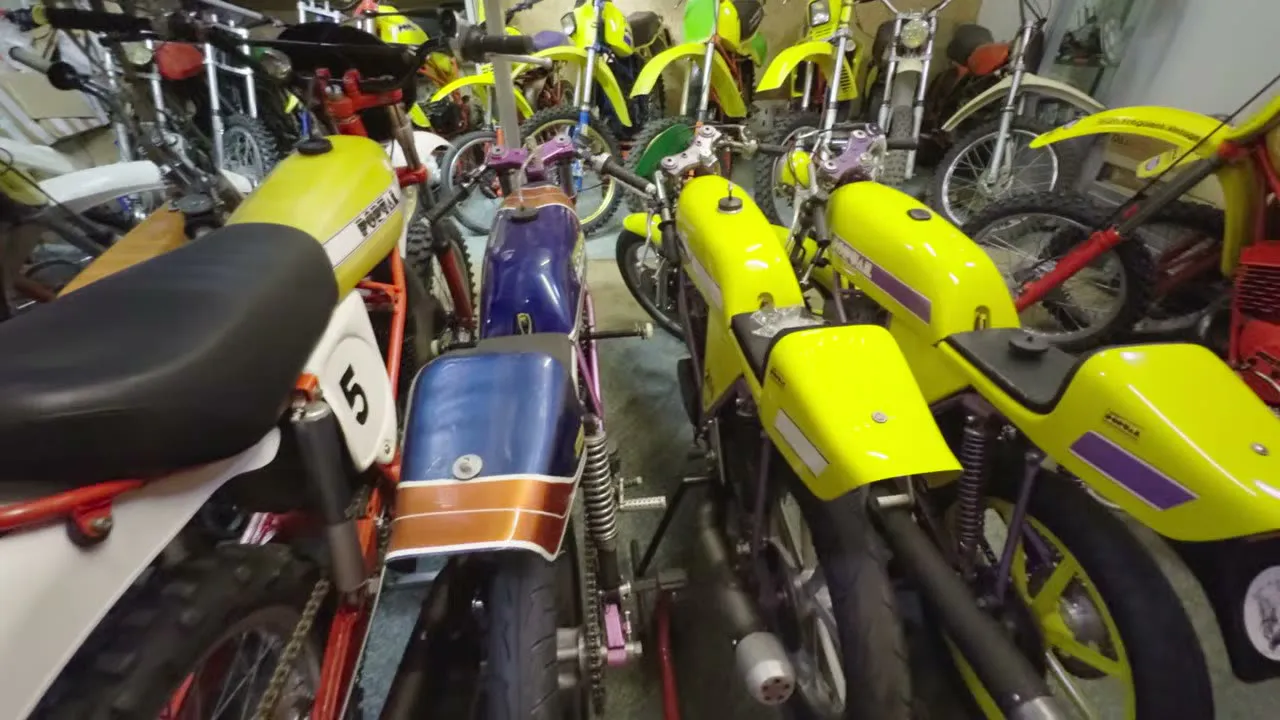 Un garage rempli de motos introuvables - 11