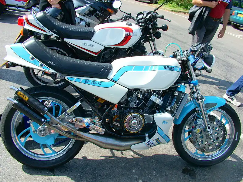 YAMAHA 350 RDLC, préparations et performances