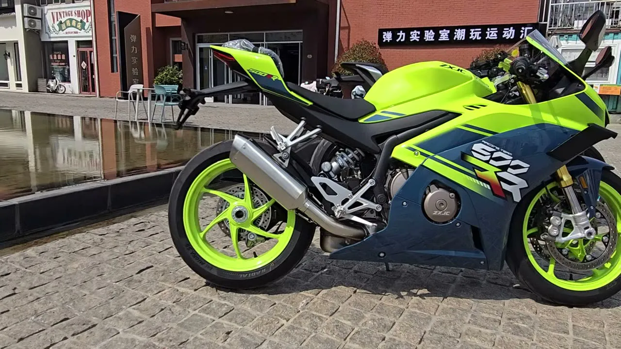 ZXJC 500RR vs 675SR-R, le duel aux accélérations - 02