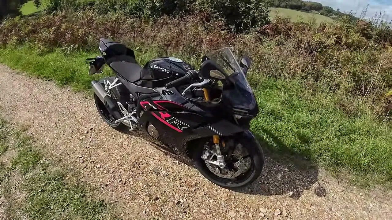 ZXMoto 500 RR, prise de contact - 02